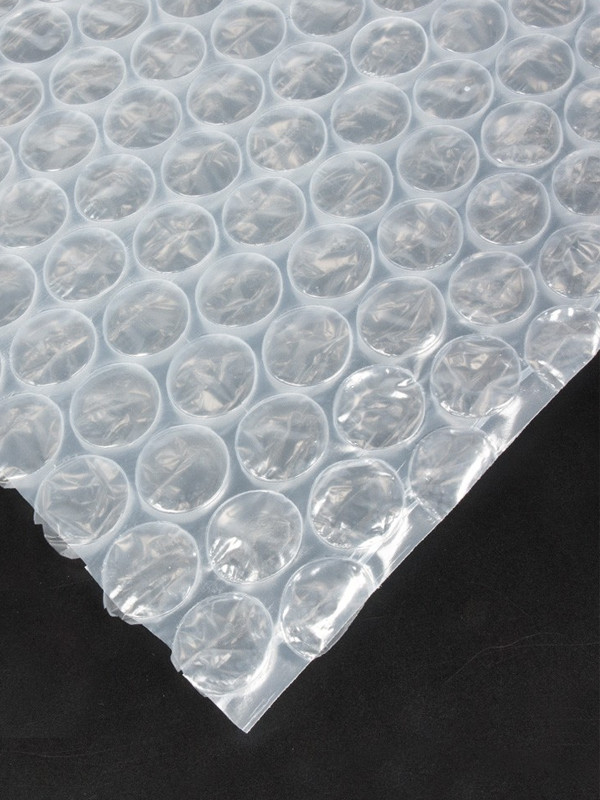Film plástico de burbujas pequeña longitud ø 10 mm 40% reciclado